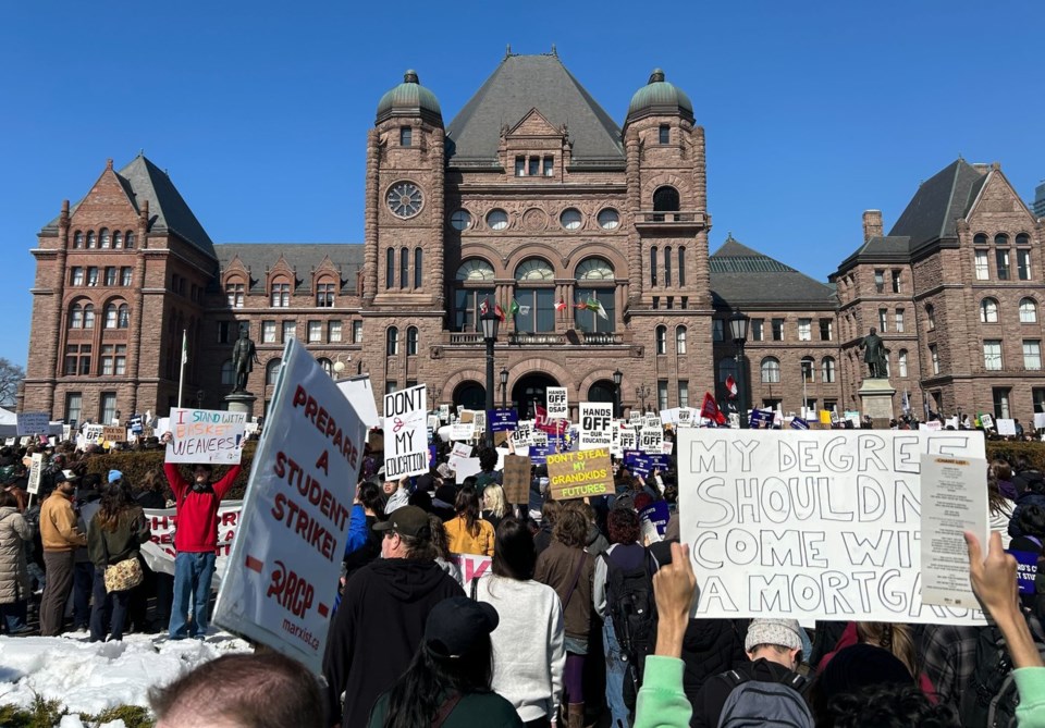 Seven Ontario Career Colleges Received $385M in Student Grants as OSAP Enrolment Surged